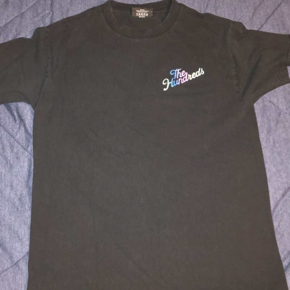 Black/ colorful Hundreds shirt!